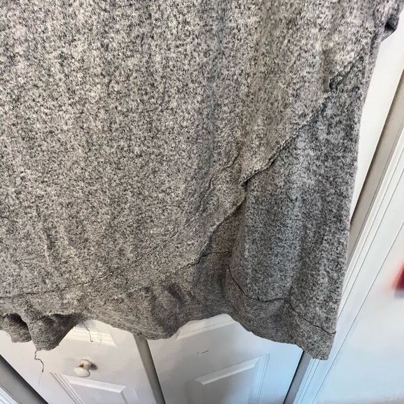 Market and Spruce Knit Top - Picture 3 of 3